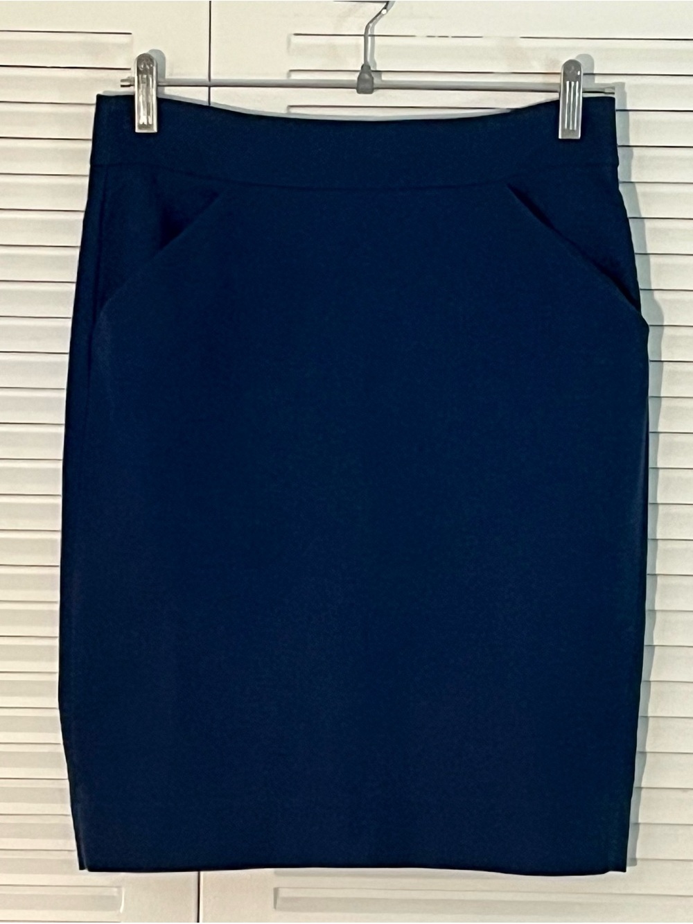 J Crew - The Pencil Skirt - Navy Blue - Small - with pockets